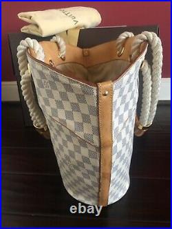 Authentic & Very Rare Louis Vuitton Pampelonne GM White Damier Azur Tote Bag