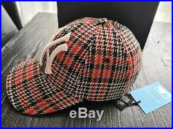 Gucci Men's NY Yankees Red black Plaid Cap, Size 57-61cm very rare