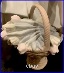 Large Retired Very Rare Bisque Lladro girl with tulips. 10 figurine