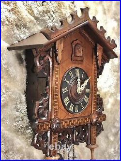 Large very Rare Vintage Antique 2 Weights Germany Striking Cuckoo Clock