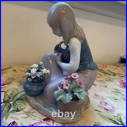 Lladro Fine Large Porcelain Figurine Girl Watering Roses Flower Pot Very Rare