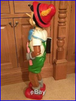 Rare Vintage Very Large Statue/Figurine of'Pinocchio Going To School' Disney