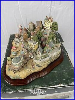 VERY RARE Lilliput Lane, Beside The Seaside, Limited Edition, Large COLLECTABLE