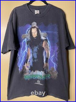 VERY RARE! Vintage 1997 Titan Sports WWF The Undertaker Mens T-Shirt Size Large