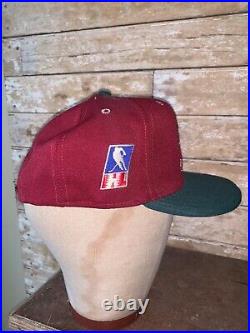 VINTAGE RARE 90s IHL Chicago Wolves Red Very Rare Hockey snapback Hat Cap