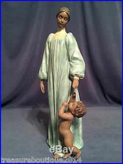 Very Rare & Large 15.25 Lladro Loving Steps Mother & Child (2452 Mint) Gres