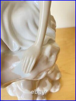 Very Rare Pales S Spain Large The Girl Reading Book Statue Excellent 15 Tall