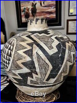 Very Rare Super Large SOCORRO Anasazi Pottery Olla