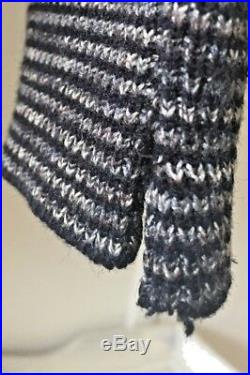 Very Rare & Vintage 90s Gianni Versace Sweater Black & Gray Medusa Head. Large