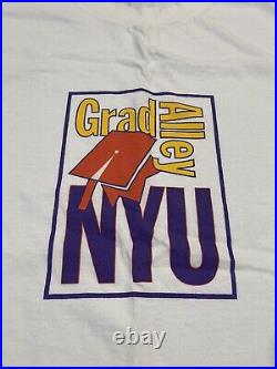 Vintage NYU Grad Alley Graduation NYC T-Shirt Adult Size Large VERY RARE